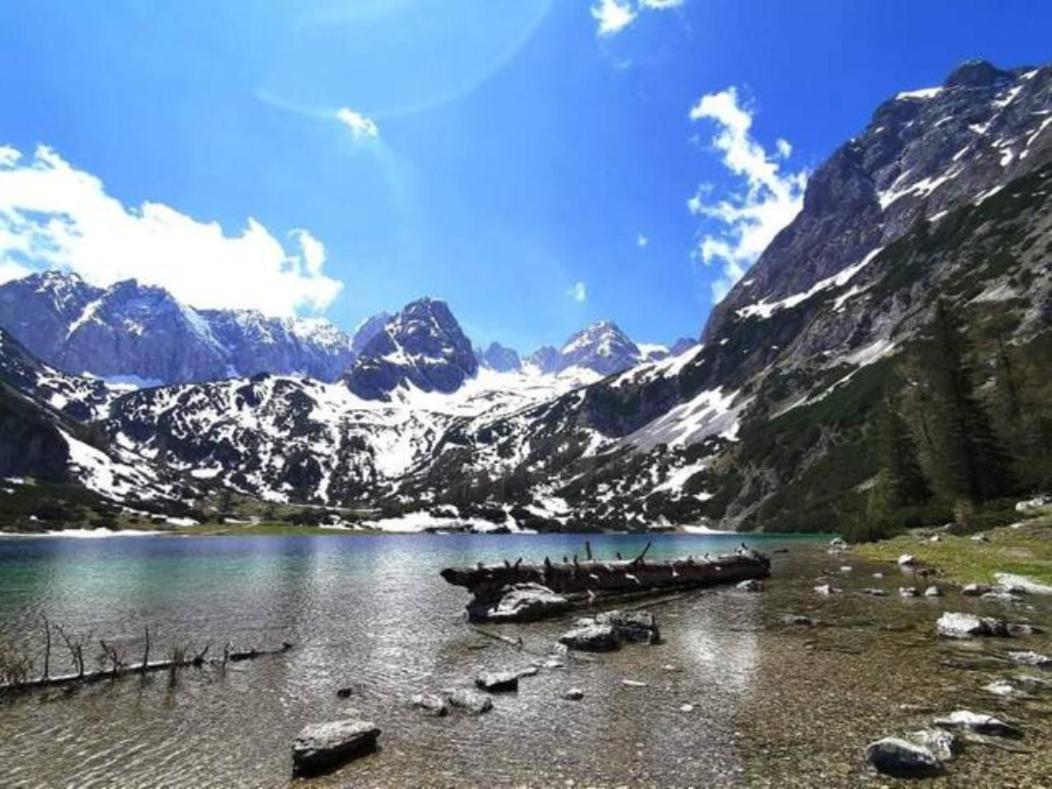 Appartement Gipfelblick- Tiroler Zugspitze Arena In ビーバーヴィアー エクステリア 写真